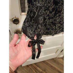 Monday Fun Amiyah Tie Sleeve Blouse Women's Size XXL‎